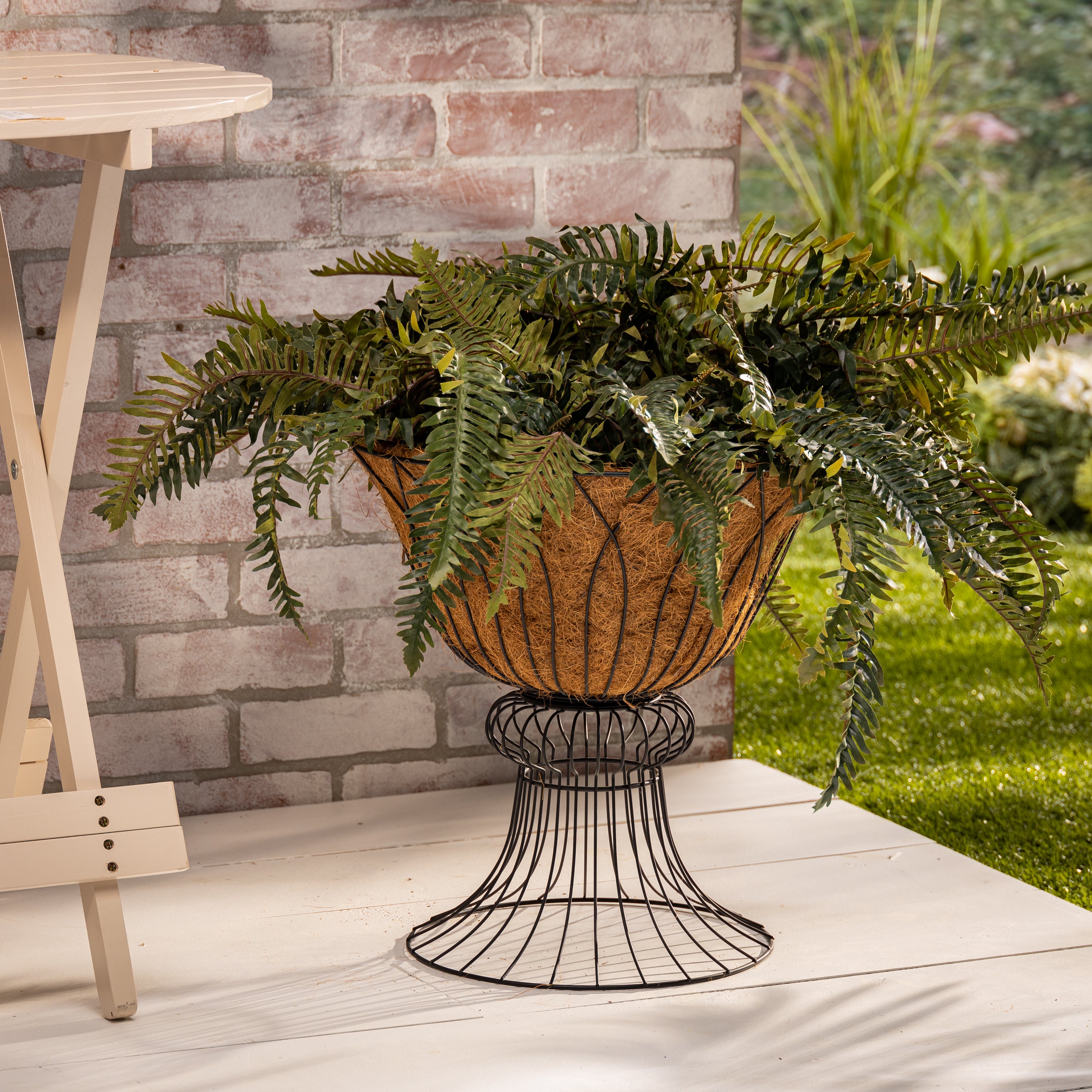16.5 in Round Black Metal Wire Planter